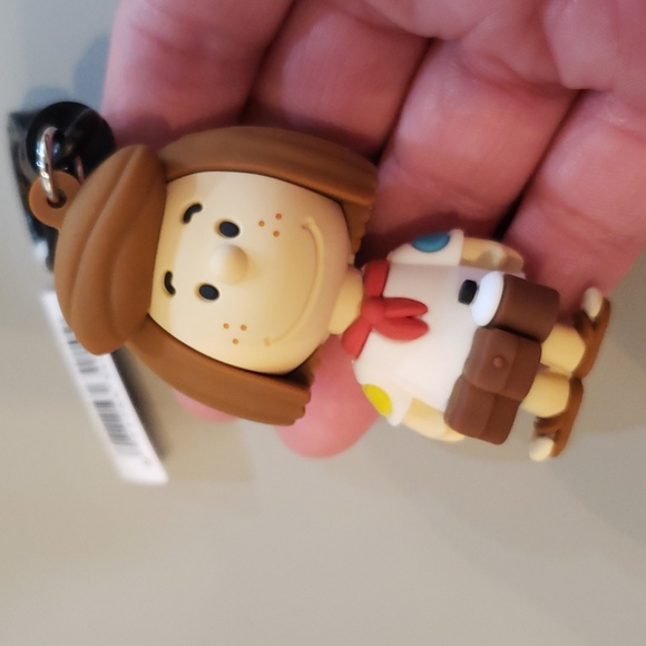 Collectible camping Peppermint Patty figural bag clip series 2 NWT - Picture 4 of 5